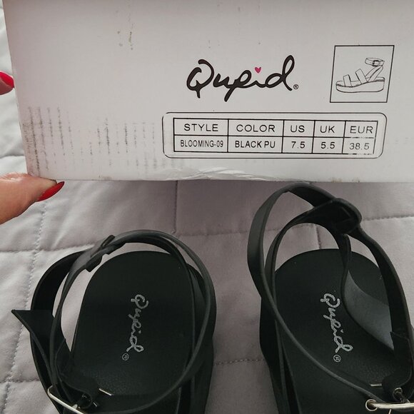 NWT QUPID BLOOMING ANKLE STRAP SANDALS 7.5 - Picture 6 of 6